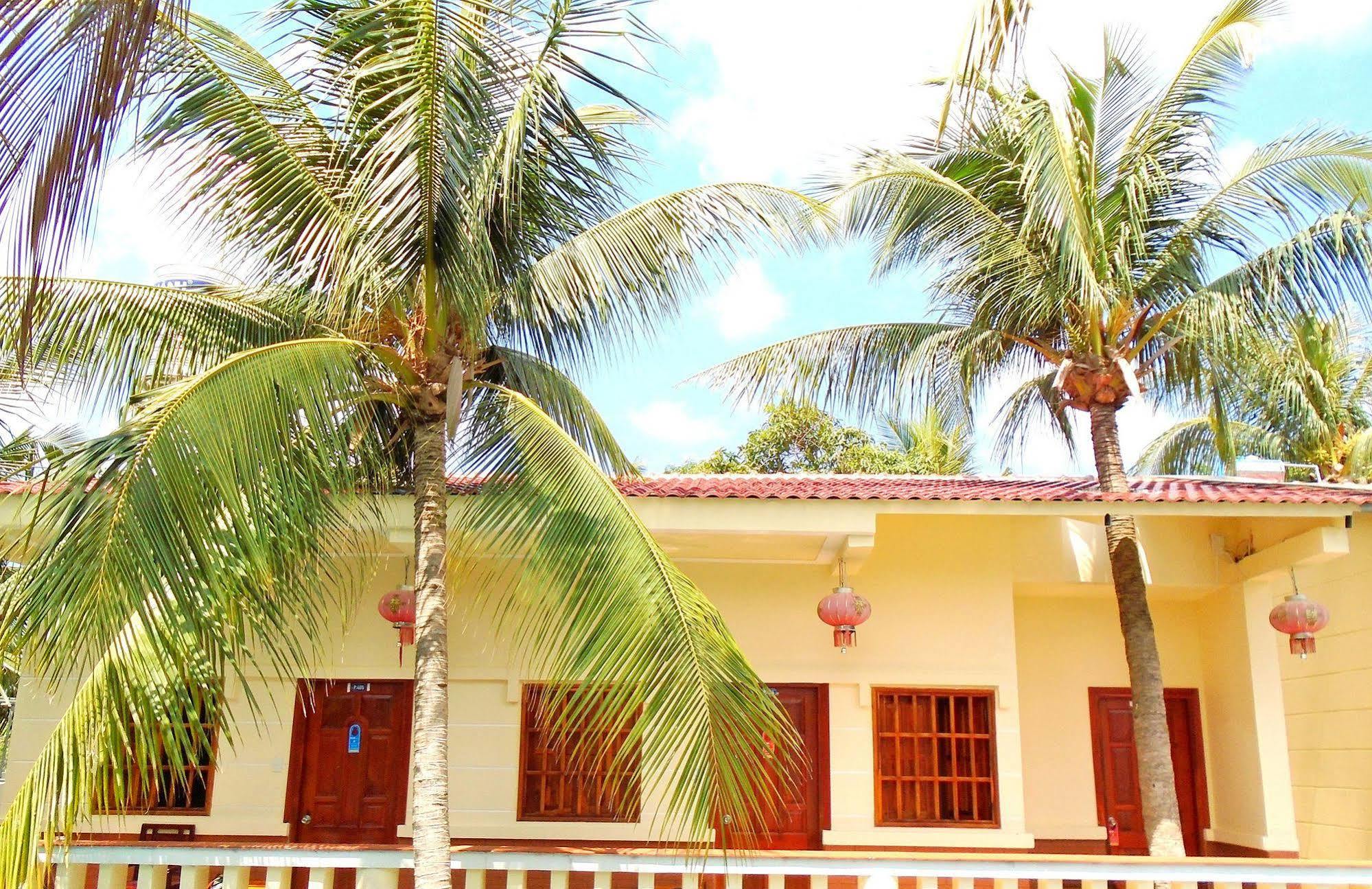 Oyo 614 Phu Quy Resort Exterior photo