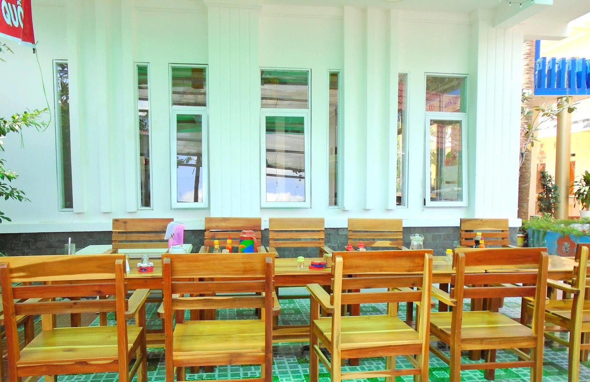 Oyo 614 Phu Quy Resort Exterior photo