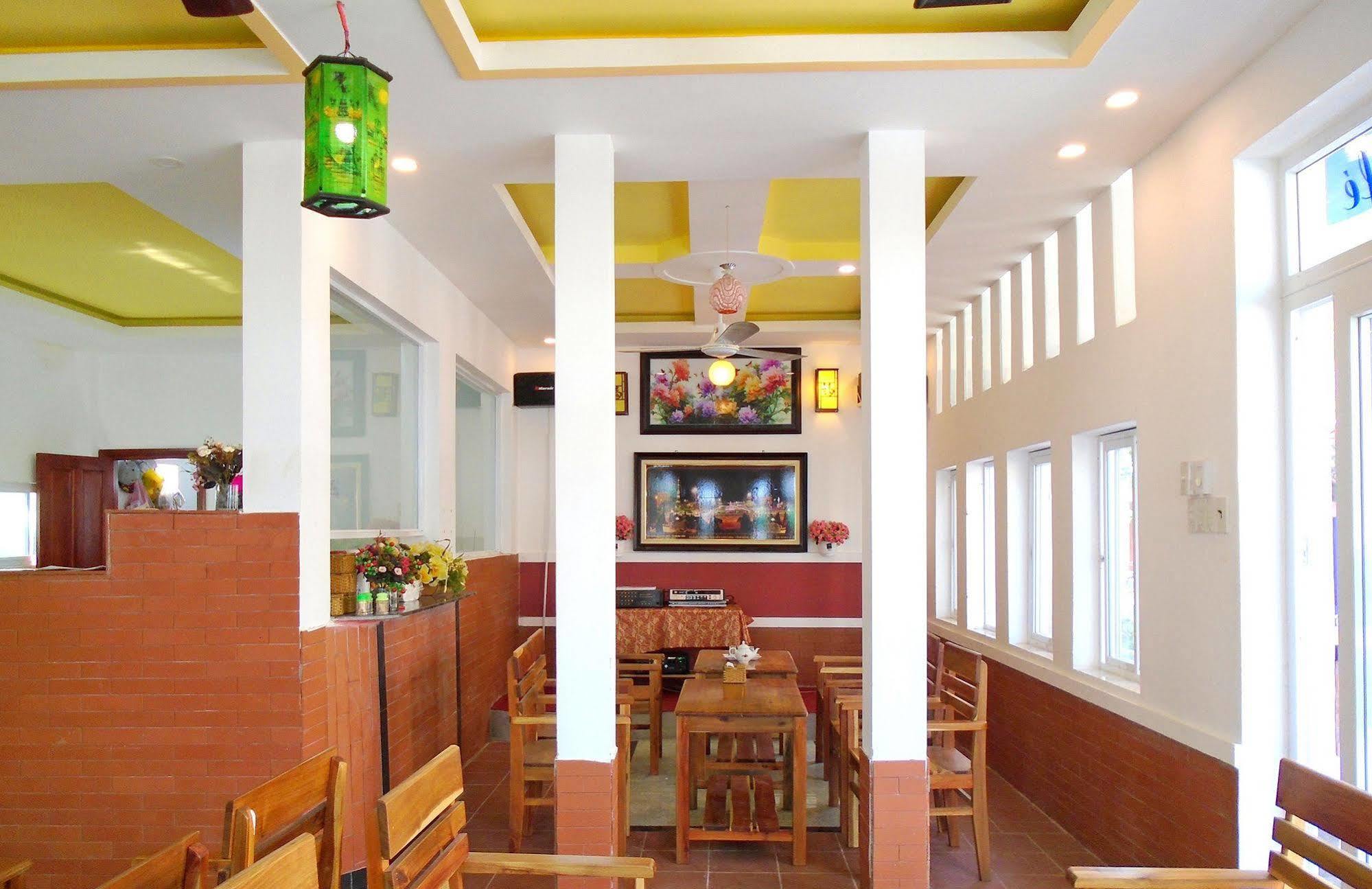 Oyo 614 Phu Quy Resort Exterior photo